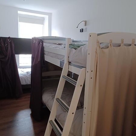 Voyage Hostel - Rooms With Shared Kitchen Douglas Eksteriør bilde