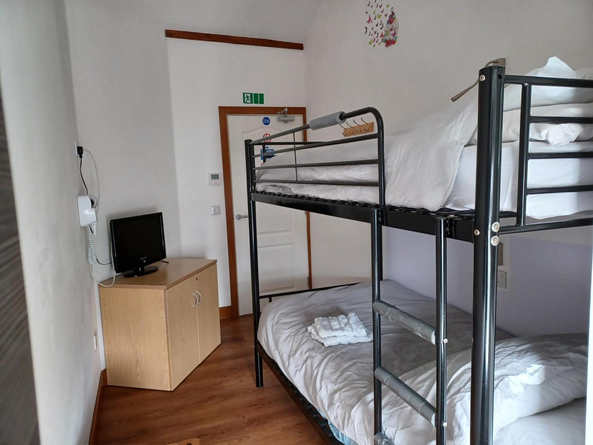 Voyage Hostel - Rooms With Shared Kitchen Douglas Eksteriør bilde